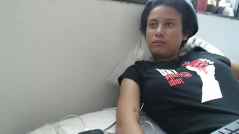 Snapshot of emmasweet95 chatting on 04-01-26, 04:04 emmasweet95 online show from 04-01-26, 04:04