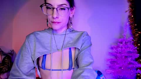 RH-NEGATIVE GREEN-EYED BAELIEN online show from 01-04-25, 05:26