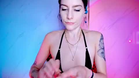 RH-NEGATIVE GREEN-EYED BAELIEN online show from 07-30-26, 11:42