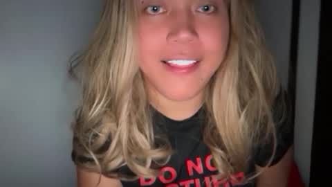 Snapshot of emmawatsoons chatting on 03-02-26, 12:56 YourDreamGirl Emma online show from 03-02-26, 12:56