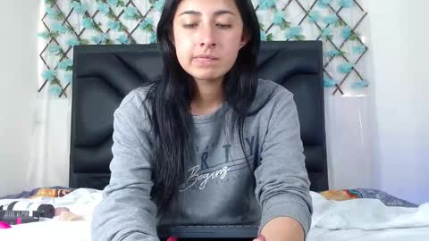  Emma  online show from 11-09-25, 06:17