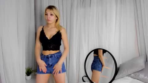 Sonya online show from 12-02-24, 01:58