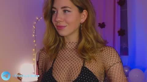 Snapshot of emmi_rosee chatting on 01-07-25, 01:14 Miss Emmi online show from 01-07-25, 01:14