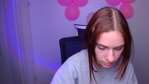 Snapshot of emmi_rossum chatting on 02-17-25, 12:59 Emmi online show from 02-17-25, 12:59