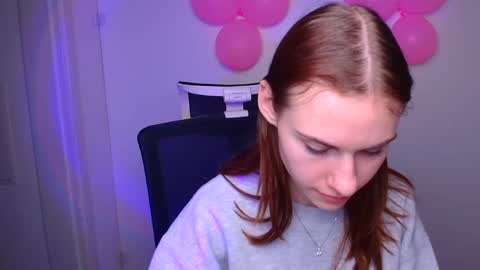 Snapshot of emmi_rossum chatting on 02-17-25, 04:04 Emmi online show from 02-17-25, 04:04