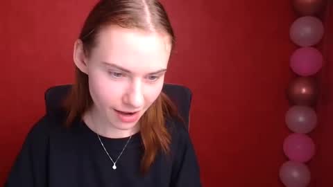 Snapshot of emmi_rossum chatting on 02-19-25, 09:17 Emmi online show from 02-19-25, 09:17