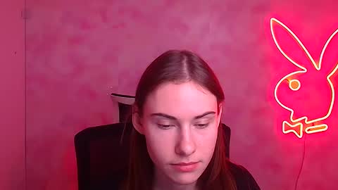 Snapshot of emmi_rossum chatting on 02-20-25, 09:22 Emmi online show from 02-20-25, 09:22