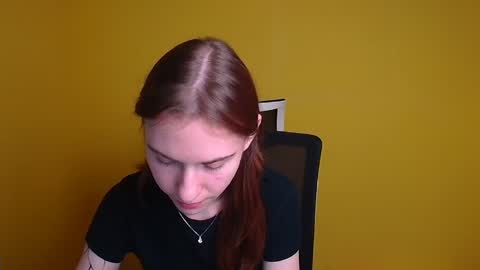 Snapshot of emmi_rossum chatting on 02-24-25, 12:20 Emmi online show from 02-24-25, 12:20
