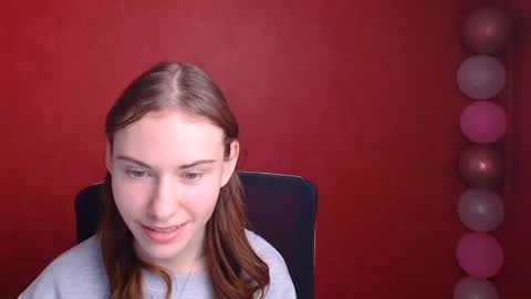 Snapshot of emmi_rossum chatting on 02-26-25, 03:41 Emmi online show from 02-26-25, 03:41