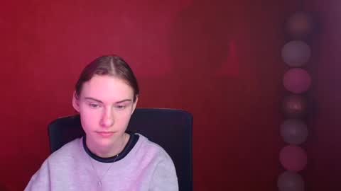 Snapshot of emmi_rossum chatting on 02-28-25, 03:26 Emmi online show from 02-28-25, 03:26