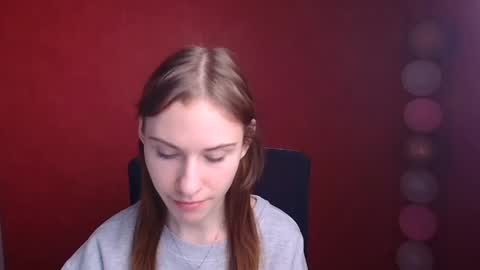 Snapshot of emmi_rossum chatting on 03-03-25, 12:05 Emmi online show from 03-03-25, 12:05