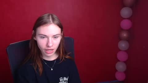 Snapshot of emmi_rossum chatting on 03-07-25, 12:12 Emmi online show from 03-07-25, 12:12