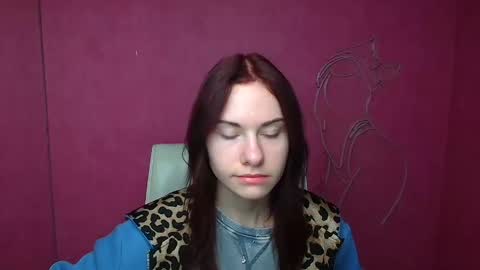 Snapshot of emmi_rossum chatting on 03-11-25, 06:10 Emmi online show from 03-11-25, 06:10