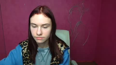 Snapshot of emmi_rossum chatting on 03-11-25, 09:13 Emmi online show from 03-11-25, 09:13