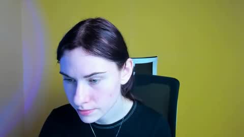 Snapshot of emmi_rossum chatting on 03-12-25, 12:15 Emmi online show from 03-12-25, 12:15