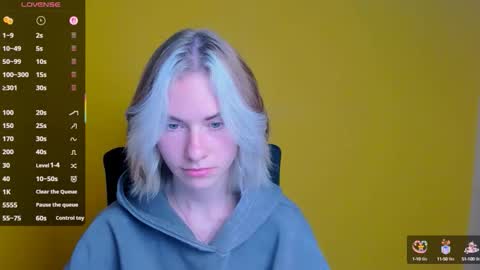 Snapshot of emmi_rossum chatting on 09-17-25, 05:36 Emmi online show from 09-17-25, 05:36