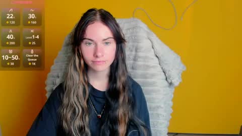 Emmi online show from 06-19-26, 11:25