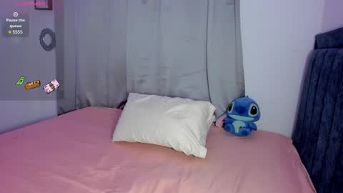 Snapshot of emmie_bunny chatting on 11-10-25, 10:31 Emmie online show from 11-10-25, 10:31