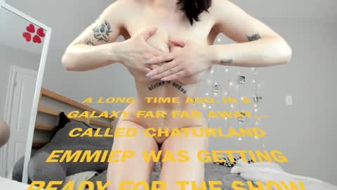 Snapshot of emmiep chatting on 09-23-25, 02:42 emmiep online show from 09-23-25, 02:42