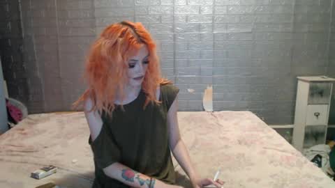Emmily000 online show from 08-05-26, 08:17