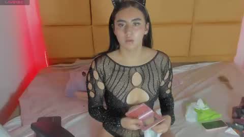Snapshot of emmily_jade_ chatting on 06-16-26, 01:03 emmily_jade_ online show from 06-16-26, 01:03