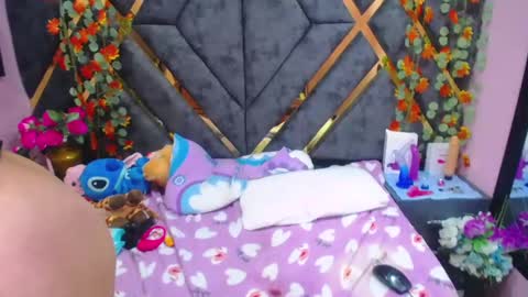 Snapshot of emmily_walker chatting on 01-10-25, 09:02 EmmilyWalker online show from 01-10-25, 09:02