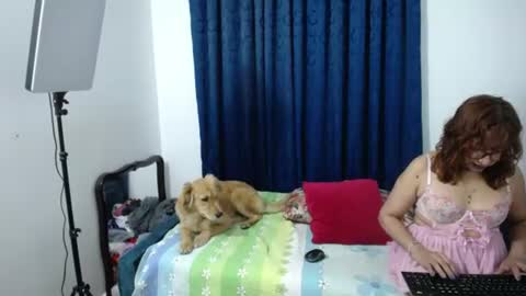 Emmily online show from 07-12-26, 04:58