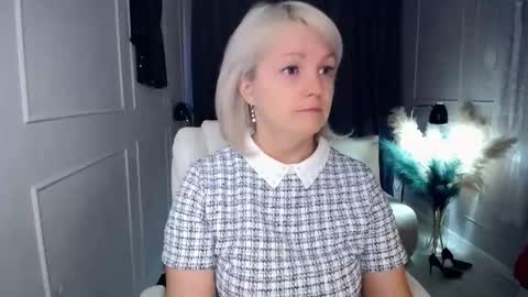 emmmam online show from 11-21-25, 10:03