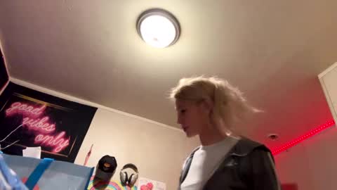 emmwarr1514 online show from 03-05-25, 06:01