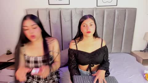 Snapshot of emmy_turnner chatting on 01-18-25, 12:36 Emily Laila online show from 01-18-25, 12:36