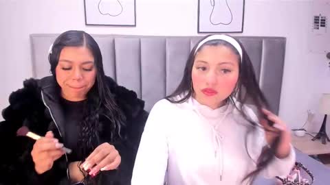 Snapshot of emmy_turnner chatting on 10-02-25, 12:01 Emily Laila online show from 10-02-25, 12:01