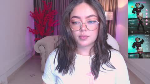 Snapshot of emmy_walker1 chatting on 01-13-25, 10:58 Emmy Walker online show from 01-13-25, 10:58