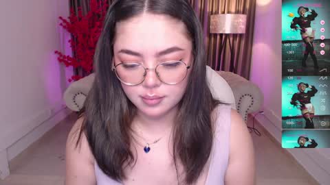 Snapshot of emmy_walker1 chatting on 01-15-25, 11:00 Emmy Walker online show from 01-15-25, 11:00