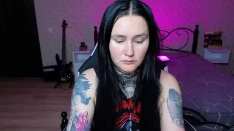 Emmy Bright     50  online show from 05-01-26, 04:33