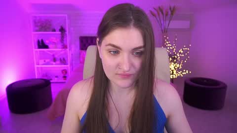 E M M Y online show from 04-13-26, 06:08