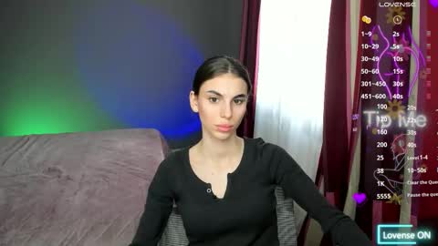 Snapshot of emmygreans chatting on 03-10-25, 12:48 Emmy online show from 03-10-25, 12:48