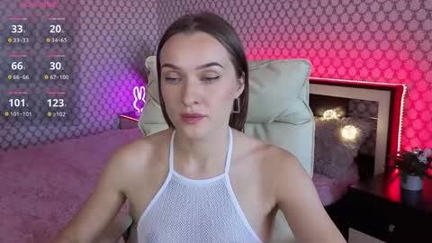 Emma online show from 09-23-25, 09:23