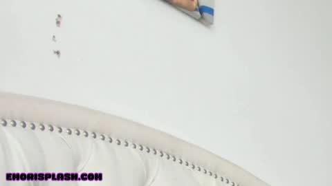 Snapshot of emorisplash chatting on 04-01-26, 06:27 Emori Splash online show from 04-01-26, 06:27