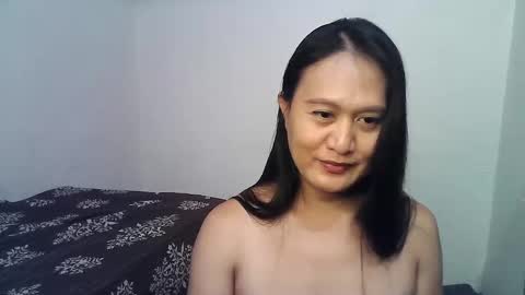 Snapshot of emoterah123smile chatting on 02-03-25, 07:51 Emotera online show from 02-03-25, 07:51