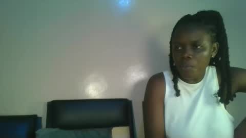 empress_emma online show from 05-06-26, 06:13