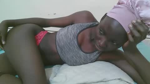 Snapshot of empress_ivy1 chatting on 05-18-26, 05:13 empress_ivy1 online show from 05-18-26, 05:13