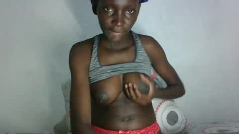empress_ivy1 online show from 07-14-26, 06:35