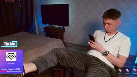 emveeboy96 online show from 04-21-26, 06:34