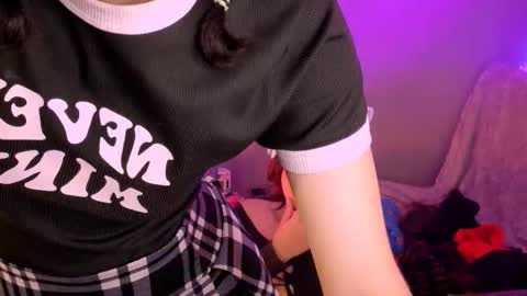 Snapshot of emy_flaker chatting on 03-13-26, 05:03 emy_flaker online show from 03-13-26, 05:03