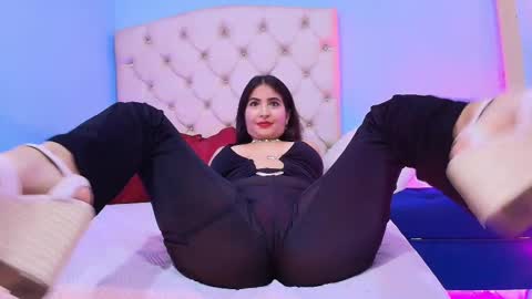 emy online show from 12-13-25, 11:43