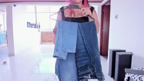 Im Emily would you like to help me reach 100  online show from 10-24-25, 02:35