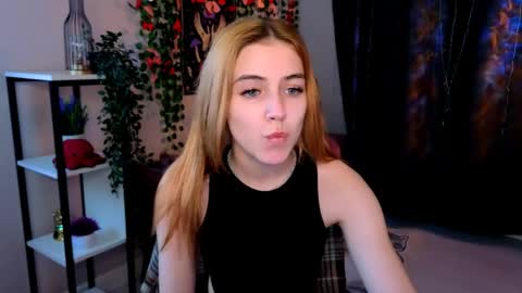 enchanted_bella online show from 03-24-26, 10:09