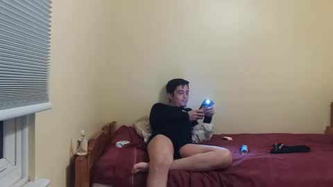 endlessfun21443 online show from 12-01-25, 10:37