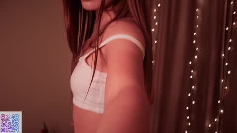 Mia online show from 01-01-25, 02:30