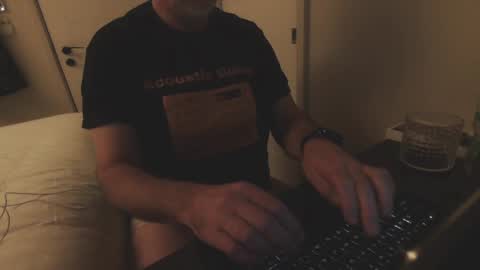 uk online show from 03-02-25, 12:42